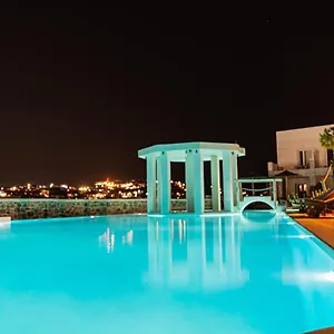 Peristeronas Village 3*, Klouvas Grecia